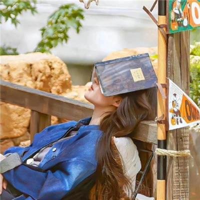 各位游客请注意